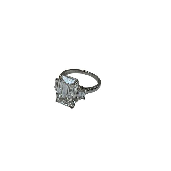 IGI Cert 8.09 Ct tw E VS1 18k WG Emerald Cut Lab Grown Engagement Diamond Ring - Picture 1 of 5